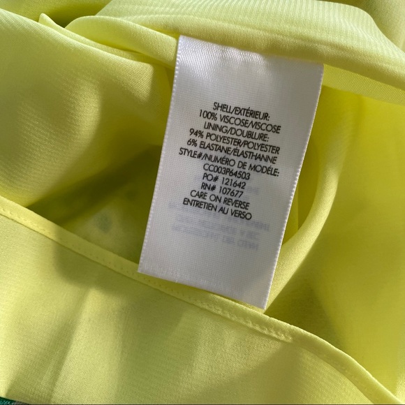 Alice + Olivia Hadley Floral Fit & Flare Dress - Picture 7 of 8